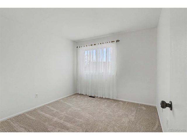 10681 W Dakan Mtn, Littleton, CO 80127