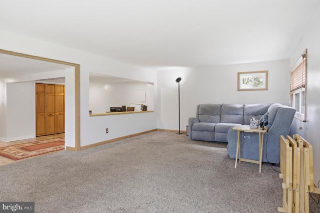 1040 EISENHOWER AVE, Woodlyn, PA 19094
