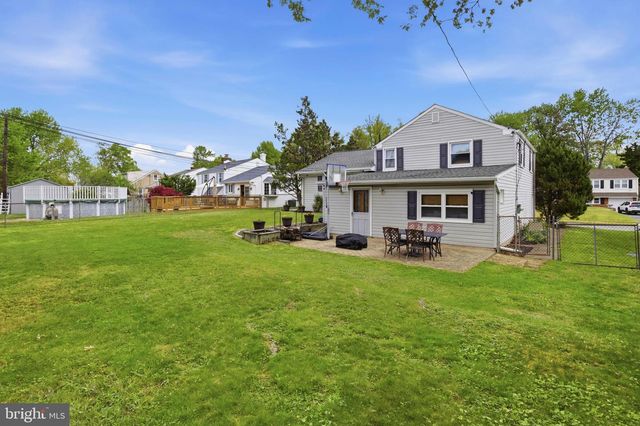 1040 EISENHOWER AVE, Woodlyn, PA 19094