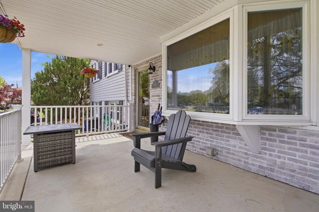 1040 EISENHOWER AVE, Woodlyn, PA 19094