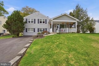 1040 EISENHOWER AVE, Woodlyn, PA 19094