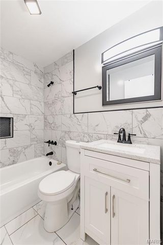814 Laredo Avenue, St Louis, MO 63138