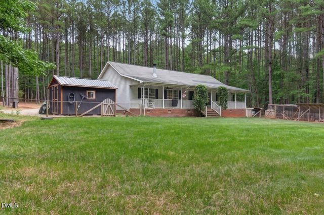 6700 Cane Creek Drive, Efland, NC 27243