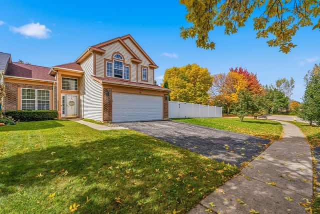 568 Cambridge Drive, Grayslake, IL 60030