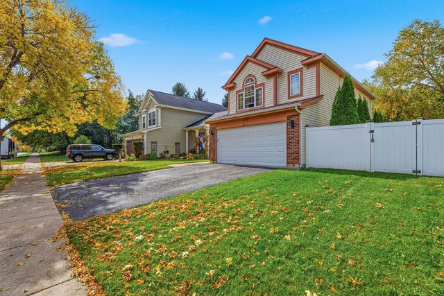 568 Cambridge Drive, Grayslake, IL 60030