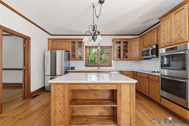 12439 N Oaks Dr, Ashland, VA 23005