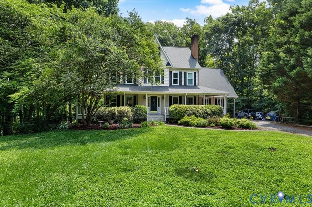 12439 N Oaks Dr, Ashland, VA 23005