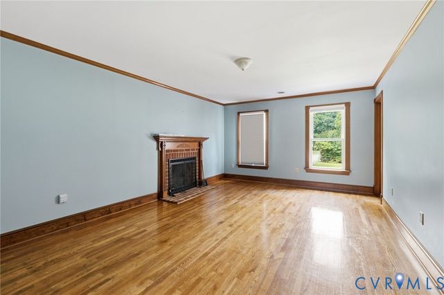 12439 N Oaks Dr, Ashland, VA 23005
