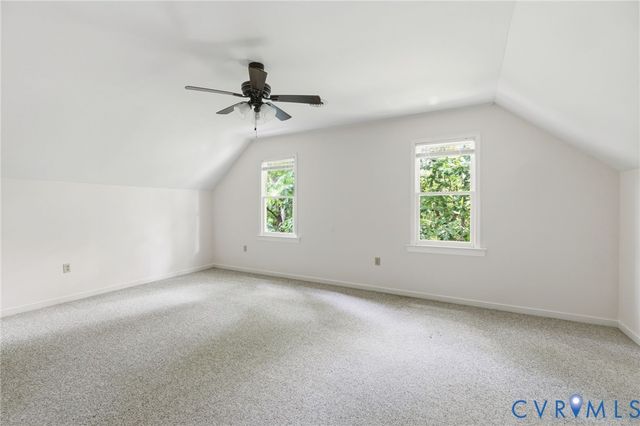 12439 N Oaks Dr, Ashland, VA 23005
