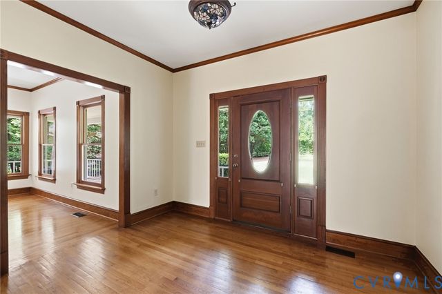 12439 N Oaks Dr, Ashland, VA 23005