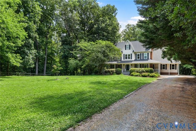 12439 N Oaks Dr, Ashland, VA 23005