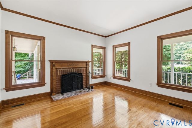 12439 N Oaks Dr, Ashland, VA 23005