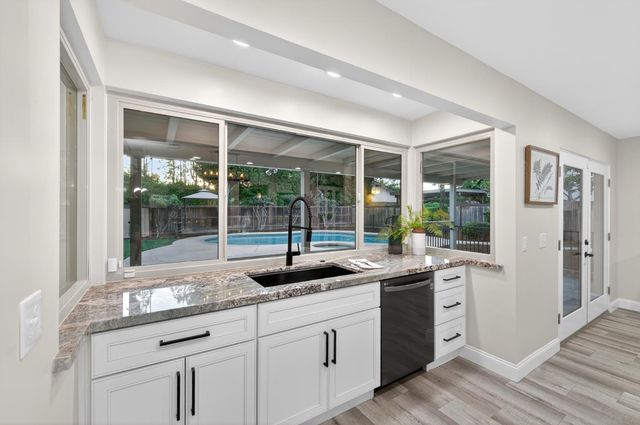 5431 N Kavanagh Avenue, Fresno, CA 93711