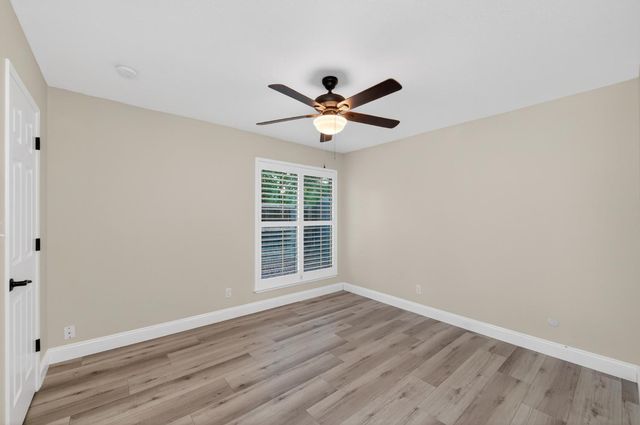 5431 N Kavanagh Avenue, Fresno, CA 93711