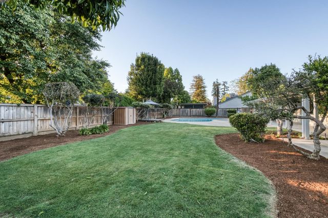 5431 N Kavanagh Avenue, Fresno, CA 93711