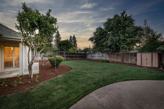 5431 N Kavanagh Avenue, Fresno, CA 93711