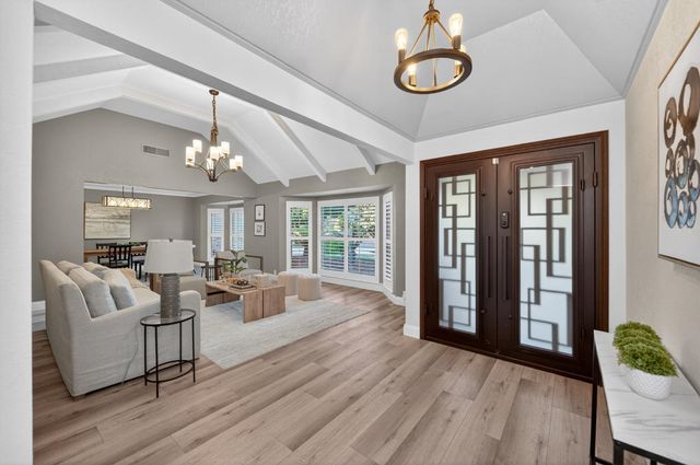 5431 N Kavanagh Avenue, Fresno, CA 93711