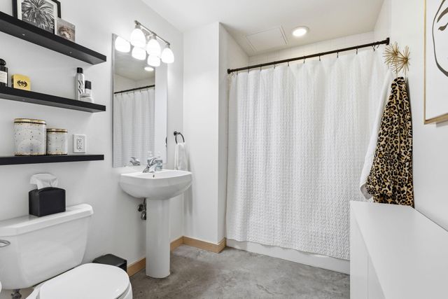 720 N 4th Street 111, Minneapolis, MN 55401