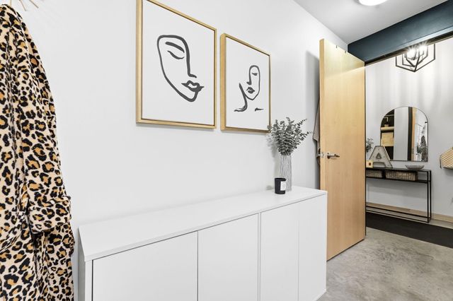 720 N 4th Street 111, Minneapolis, MN 55401