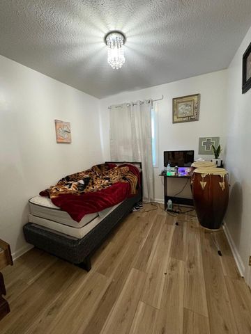 5246 Eisenhower Road, Columbus, OH 43229