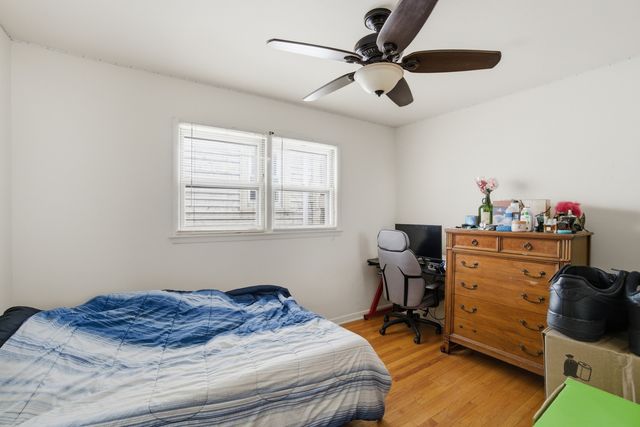 4622 N Springfield Avenue, Chicago, IL 60625