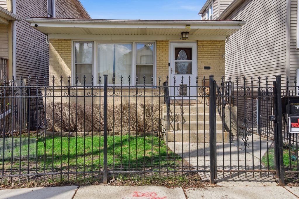 4622 N Springfield Avenue, Chicago, IL 60625
