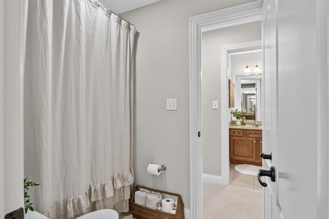 3896 Tatton Park, Lexington, KY 40515
