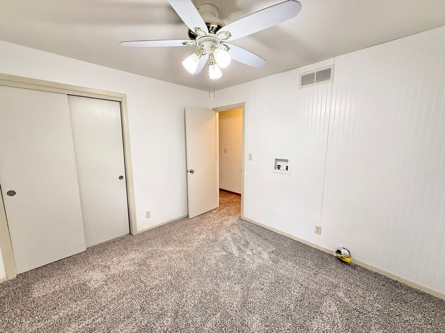 10620 Grover Oaks Road, Roscoe, IL 61073