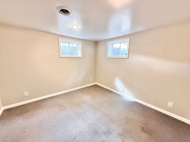 10620 Grover Oaks Road, Roscoe, IL 61073