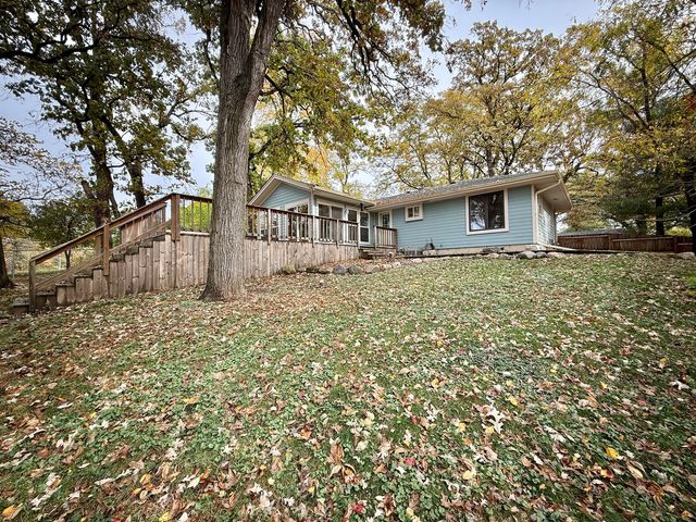 10620 Grover Oaks Road, Roscoe, IL 61073