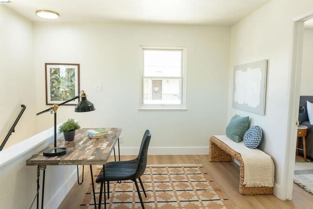 2066 Encinal Ave, Alameda, CA 94501