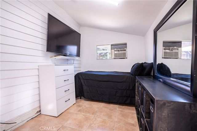 730 W 9th, Pomona, CA 91766