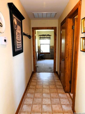 1081 Summit, Lakehills, TX 78063