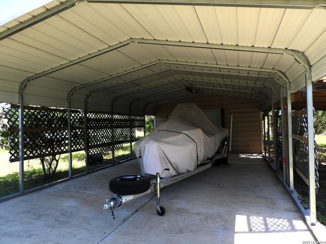 1081 Summit, Lakehills, TX 78063