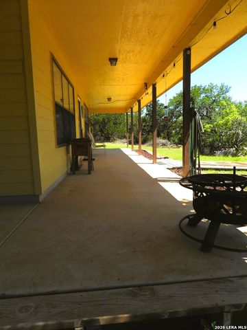 1081 Summit, Lakehills, TX 78063