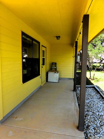 1081 Summit, Lakehills, TX 78063