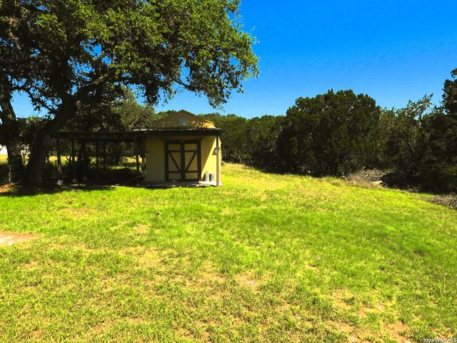 1081 Summit, Lakehills, TX 78063