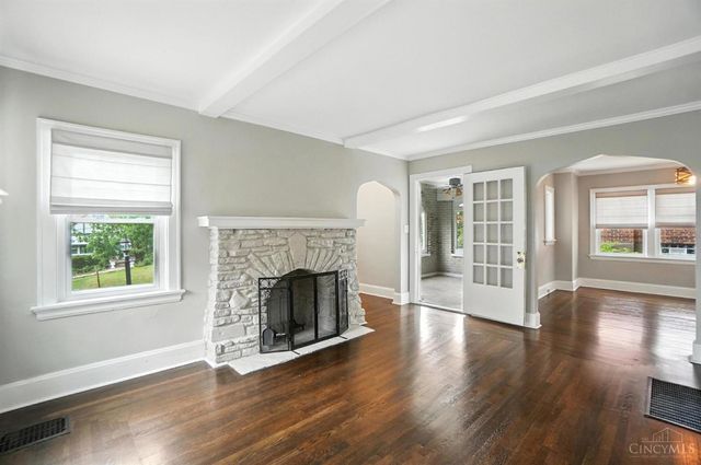 3345 Meyer Place, Cincinnati, OH 45211