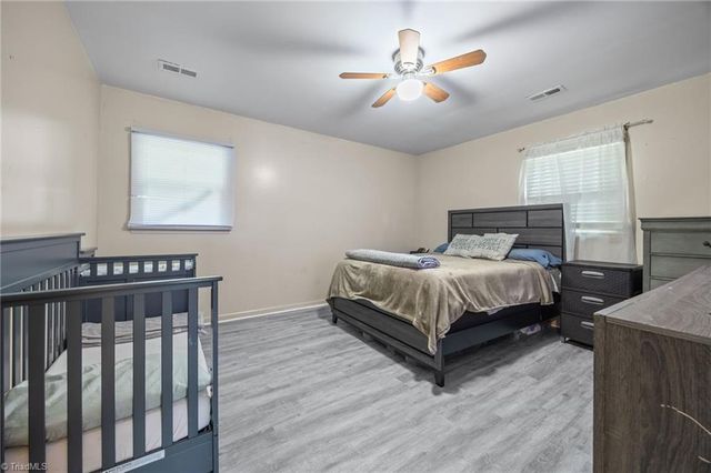 5124 Tall Tree Drive, Winston-salem, NC 27105