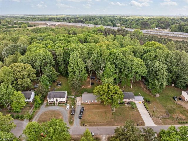 5124 Tall Tree Drive, Winston-salem, NC 27105