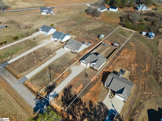 213 Boggs Road, Belton, SC 29627