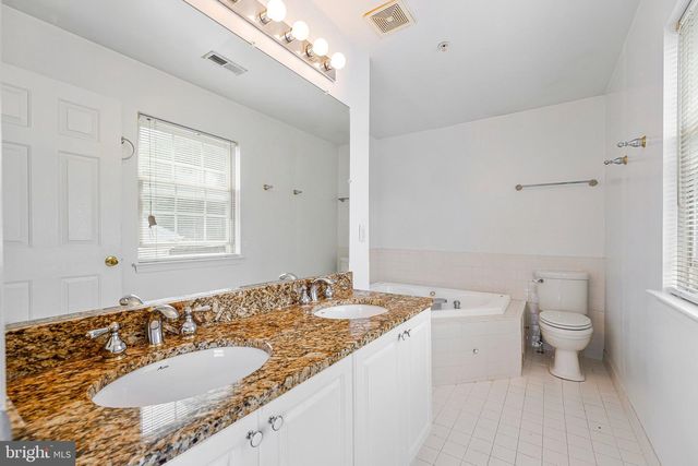 1617 SHADY GLEN DR, District Heights, MD 20747
