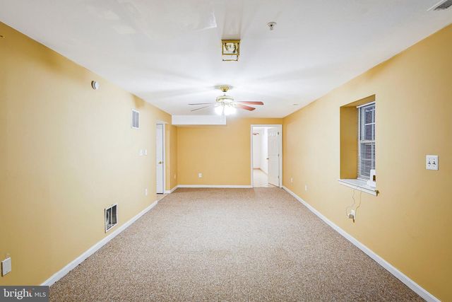 1617 SHADY GLEN DR, District Heights, MD 20747