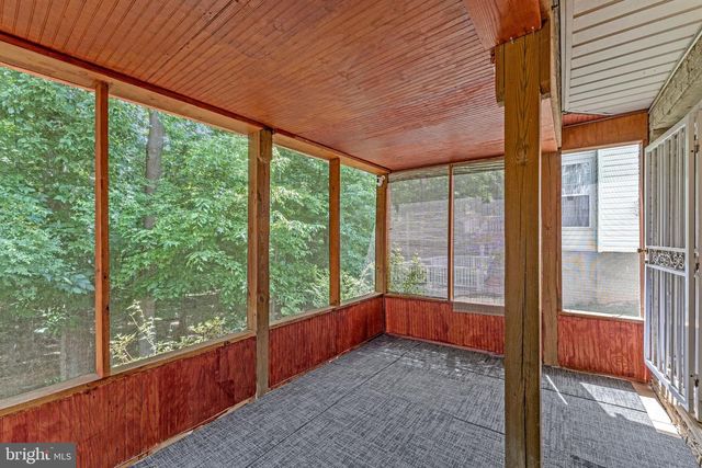 1617 SHADY GLEN DR, District Heights, MD 20747