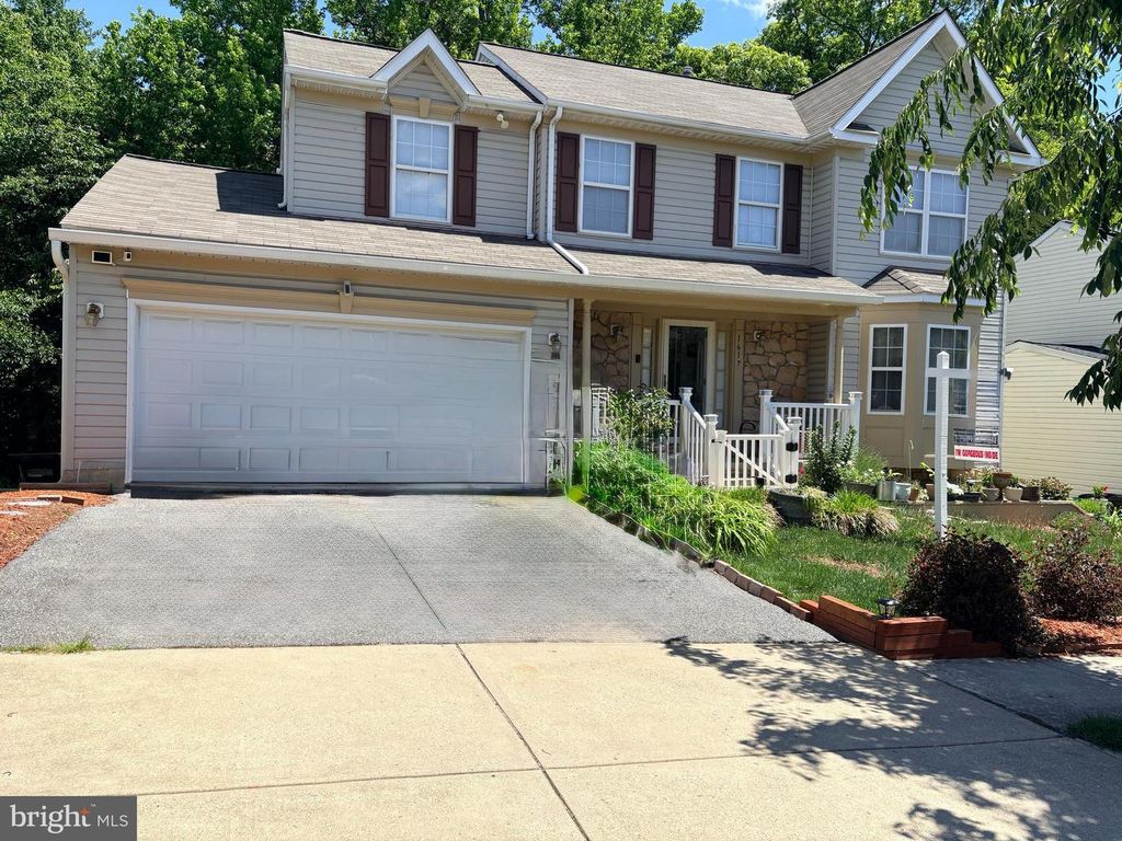 1617 SHADY GLEN DR, District Heights, MD 20747