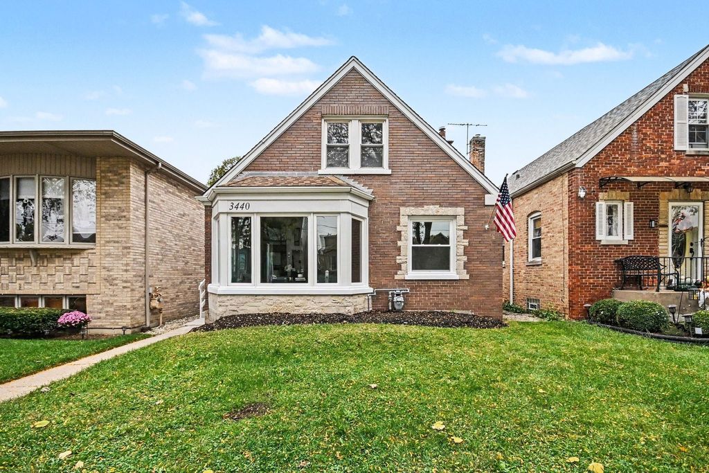 3440 N Plainfield Avenue, Chicago, IL 60634 — exterior