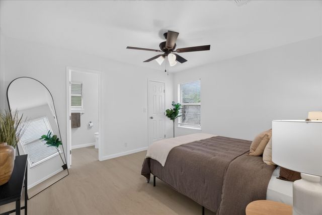 617 S Waxahachie Street, Mansfield, TX 76063