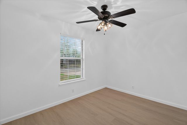 617 S Waxahachie Street, Mansfield, TX 76063