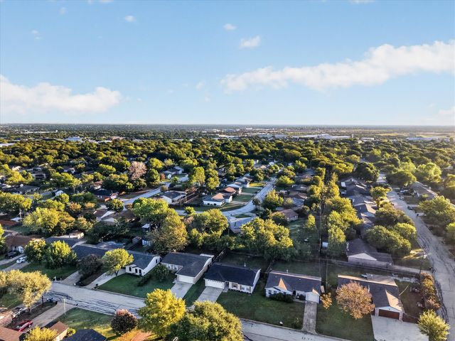 617 S Waxahachie Street, Mansfield, TX 76063