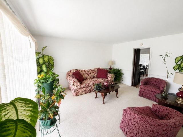 300 Driver Avenue, Summerville, SC 29483